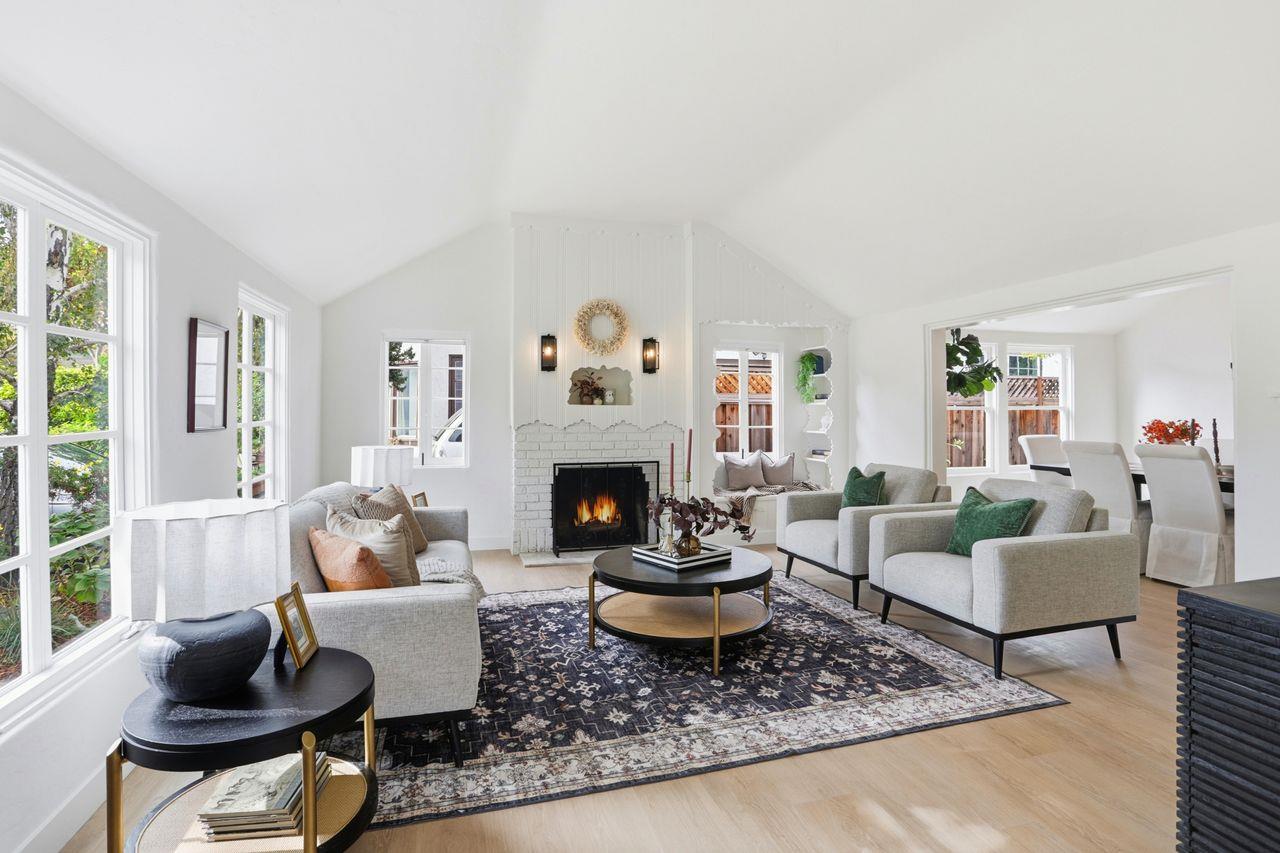 San Jose, California, 95126, United States, 4 Bedrooms Bedrooms, ,3 BathroomsBathrooms,Residential,For Sale,1988226