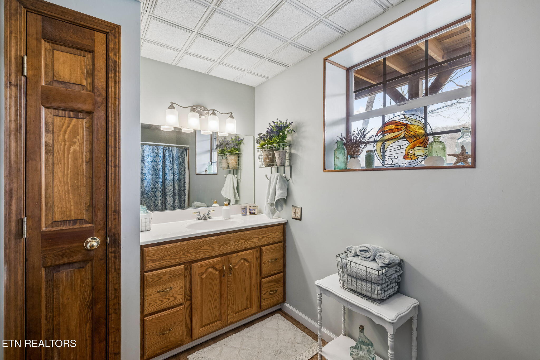 Kingston, Tennessee, 37763, United States, 3 Bedrooms Bedrooms, ,3 BathroomsBathrooms,Residential,For Sale,2013795