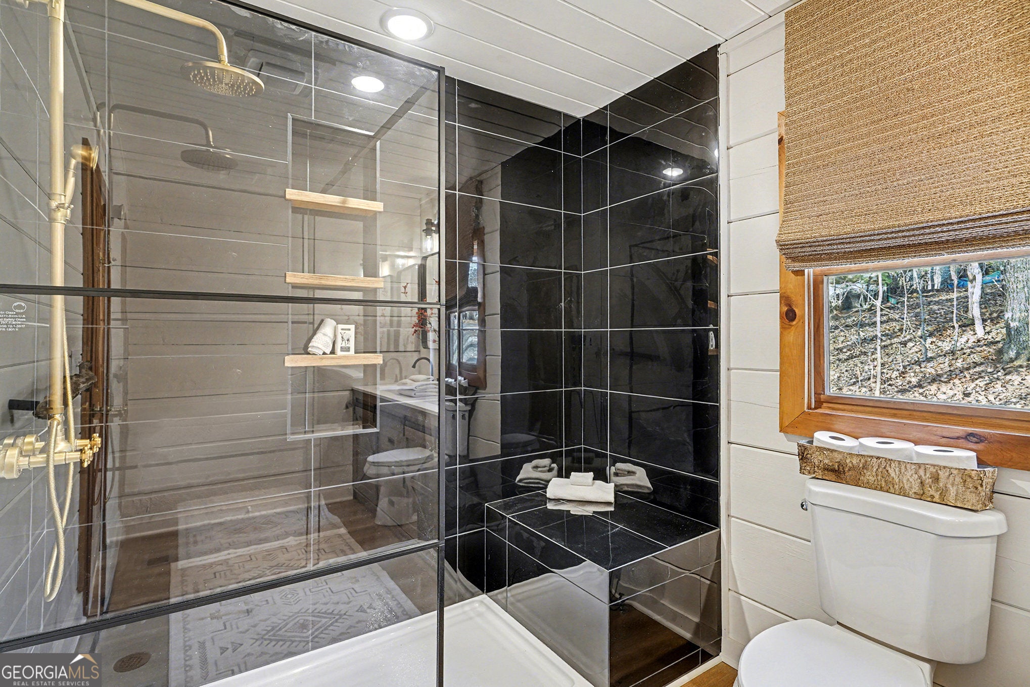 Morganton, Georgia, 30560, United States, 3 Bedrooms Bedrooms, ,3 BathroomsBathrooms,Residential,For Sale,2006569