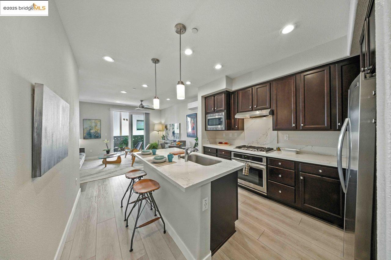 El Cerrito, California, 94530, United States, 3 Bedrooms Bedrooms, ,3 BathroomsBathrooms,Residential,For Sale,1942255