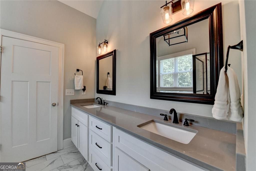 Canton, Georgia, 30114, United States, 4 Bedrooms Bedrooms, ,3 BathroomsBathrooms,Residential,For Sale,1953931