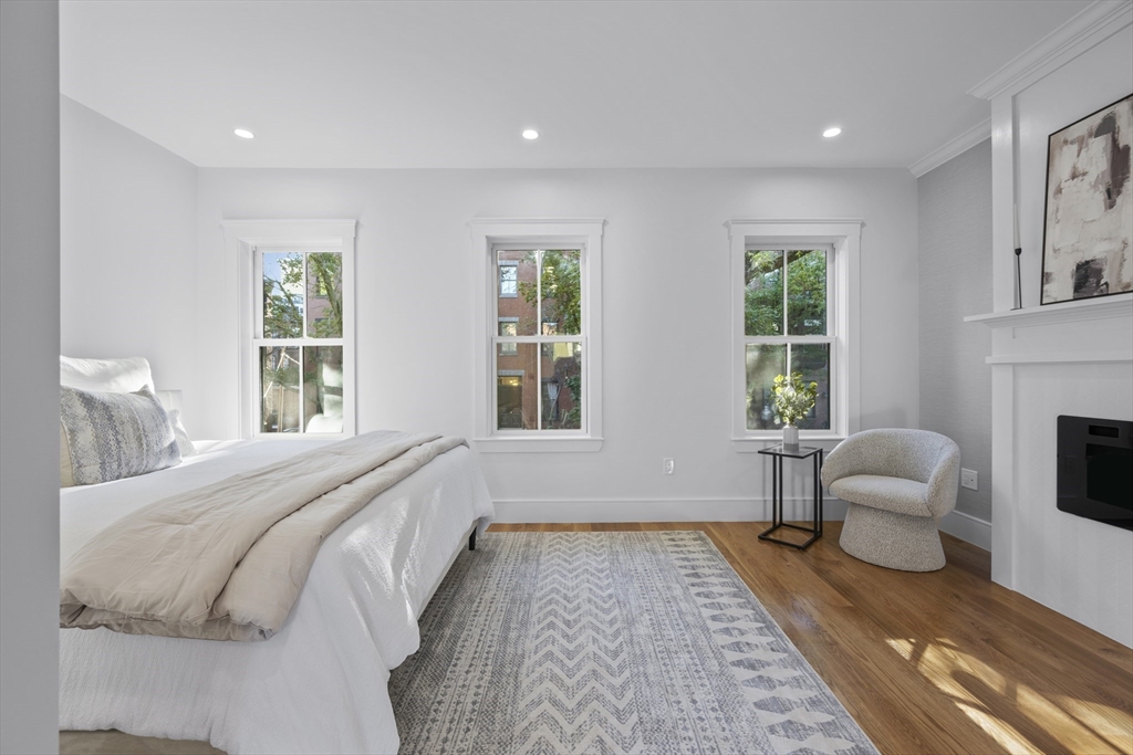 Boston, Massachusetts, 02118, United States, 4 Bedrooms Bedrooms, ,5 BathroomsBathrooms,Residential,For Sale,1973917