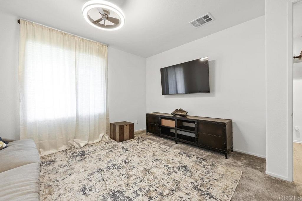 Valley Center, California, 92082, United States, 5 Bedrooms Bedrooms, ,4 BathroomsBathrooms,Residential,For Sale,1950839