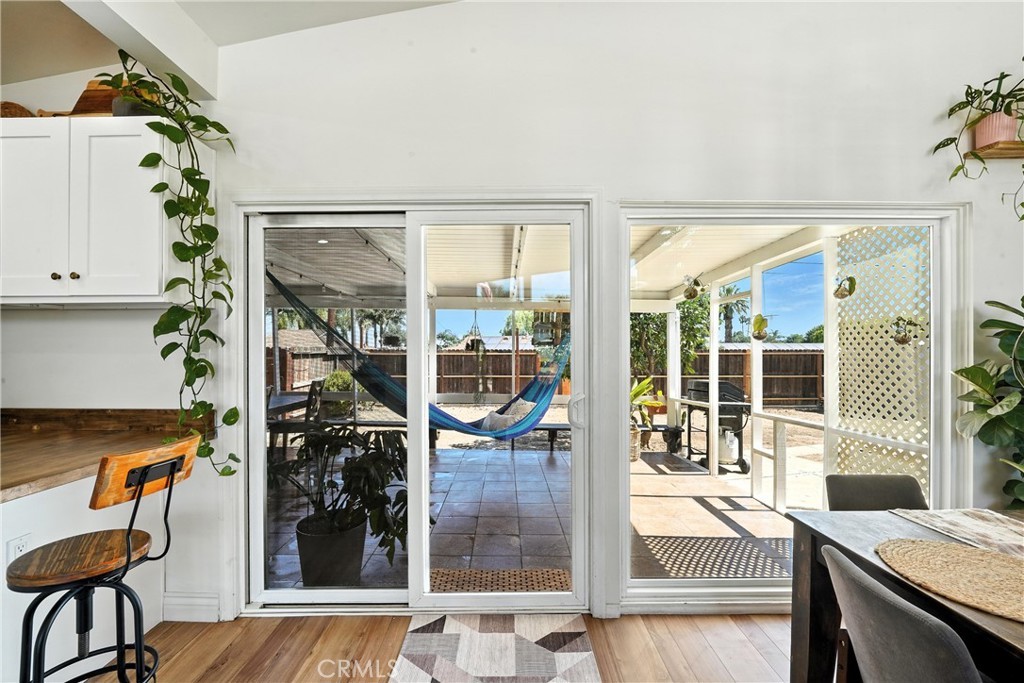 Corona, California, 92882, United States, 3 Bedrooms Bedrooms, ,2 BathroomsBathrooms,Residential,For Sale,1909453