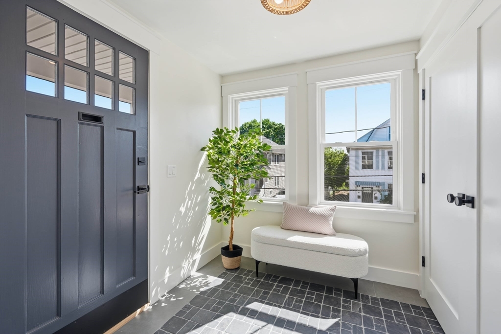 Watertown, Massachusetts, 02472, United States, 3 Bedrooms Bedrooms, ,3 BathroomsBathrooms,Residential,For Sale,2048404