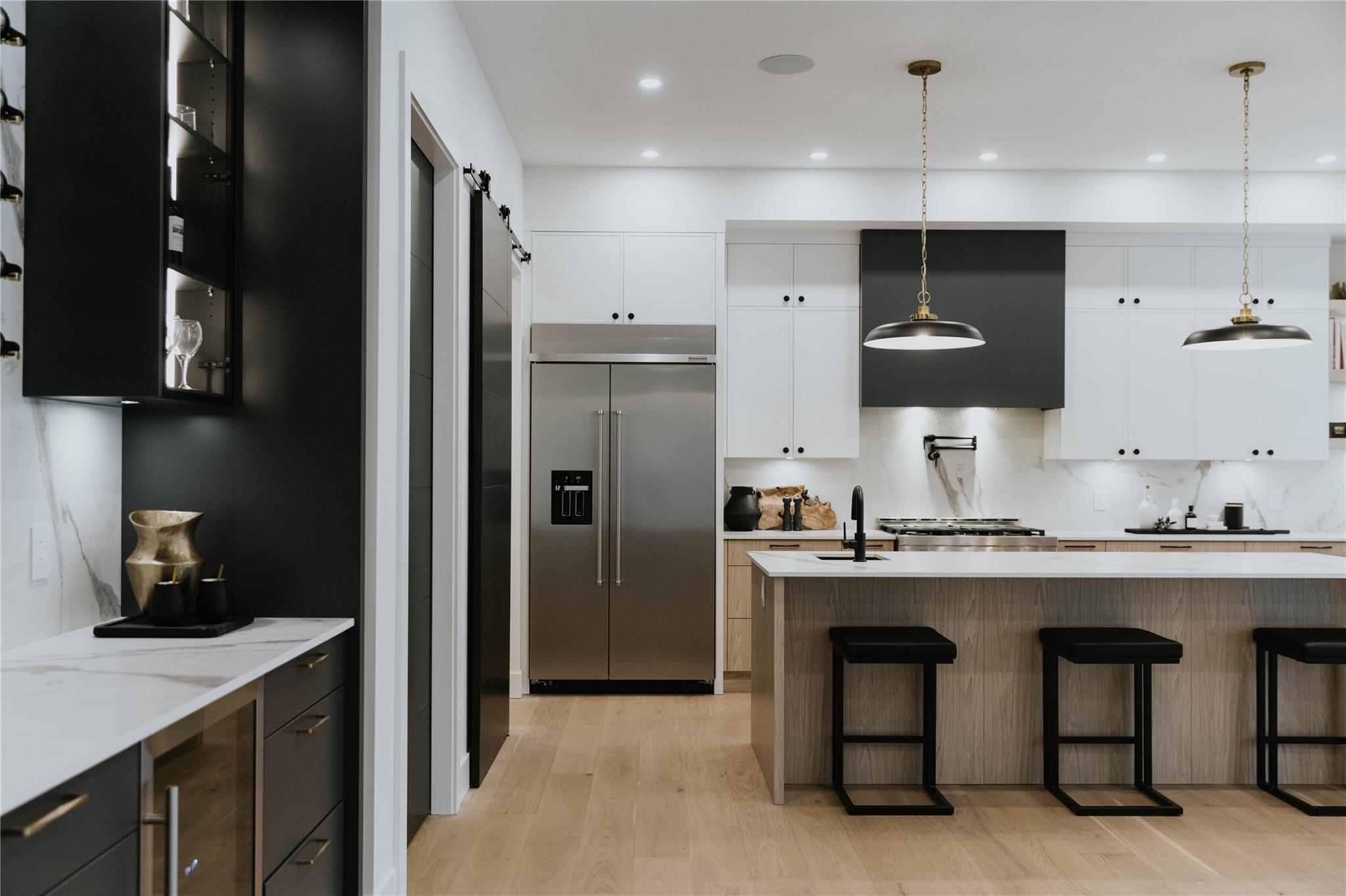 KELOWNA, British Columbia, V1W 0C4, CA, 5 Bedrooms Bedrooms, ,4 BathroomsBathrooms,Residential,For Sale,1960562