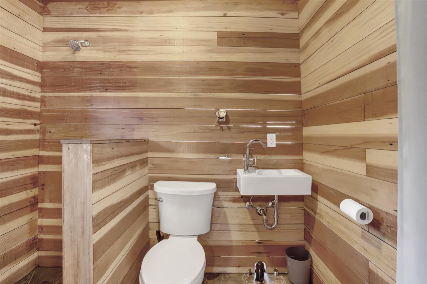 16741 Rices Crossing Road, North San Juan, California, 95960, United States, ,Residential,For Sale,16741 Rices Crossing Road,1682672