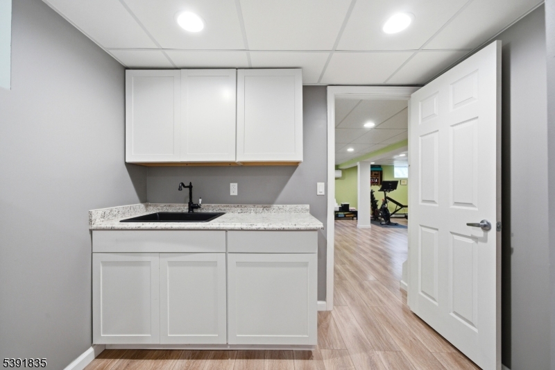 Lincoln Park Boro, New Jersey, 07035, United States, 4 Bedrooms Bedrooms, ,3 BathroomsBathrooms,Residential,For Sale,1991719