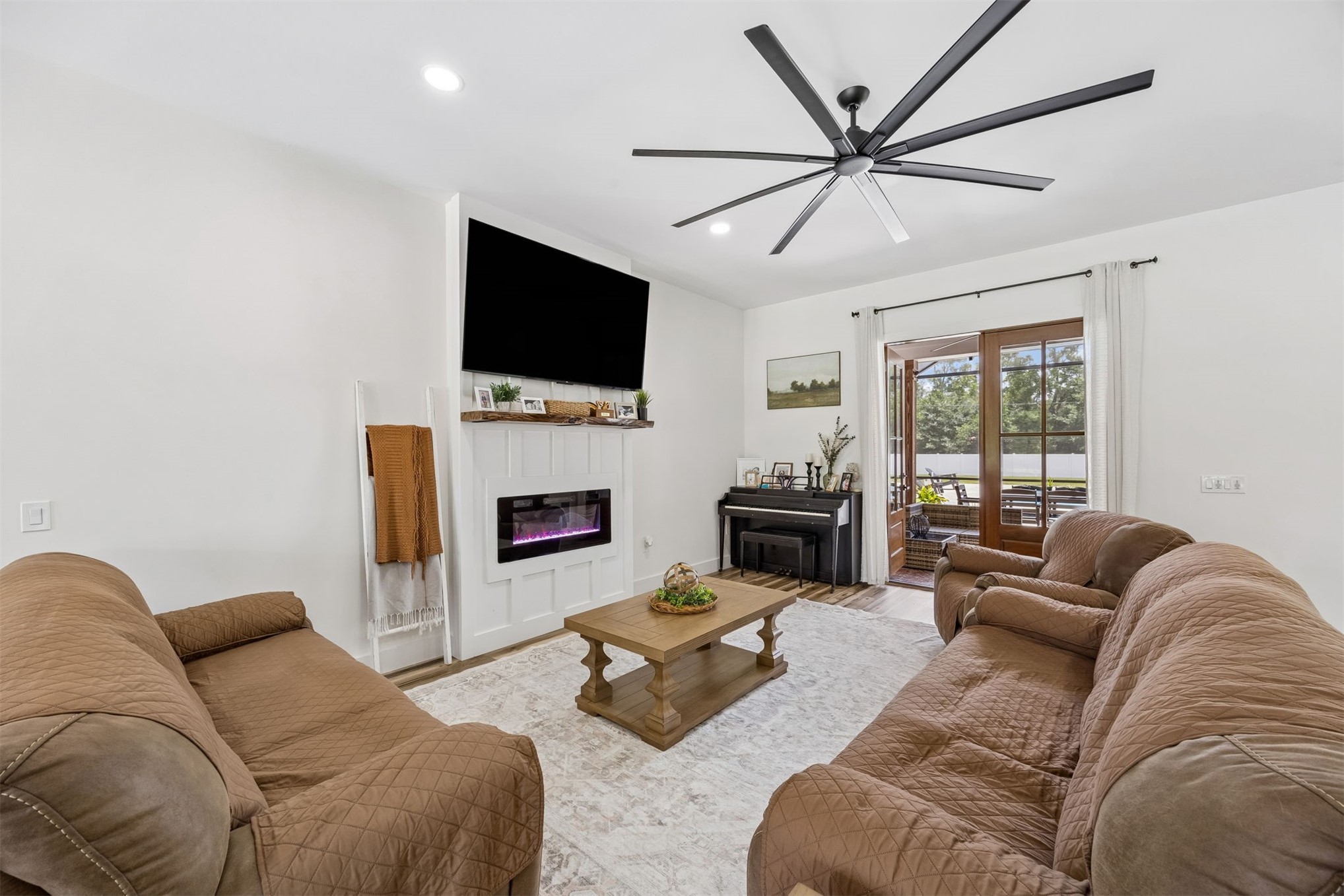 Callahan, Florida, 32011, United States, 4 Bedrooms Bedrooms, ,2 BathroomsBathrooms,Residential,For Sale,2049418