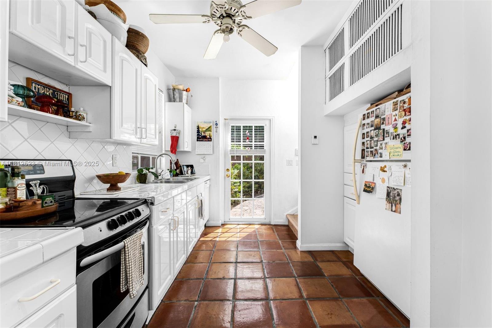 Miami, Florida, 33133, United States, 5 Bedrooms Bedrooms, ,5 BathroomsBathrooms,Residential,For Sale,1838928