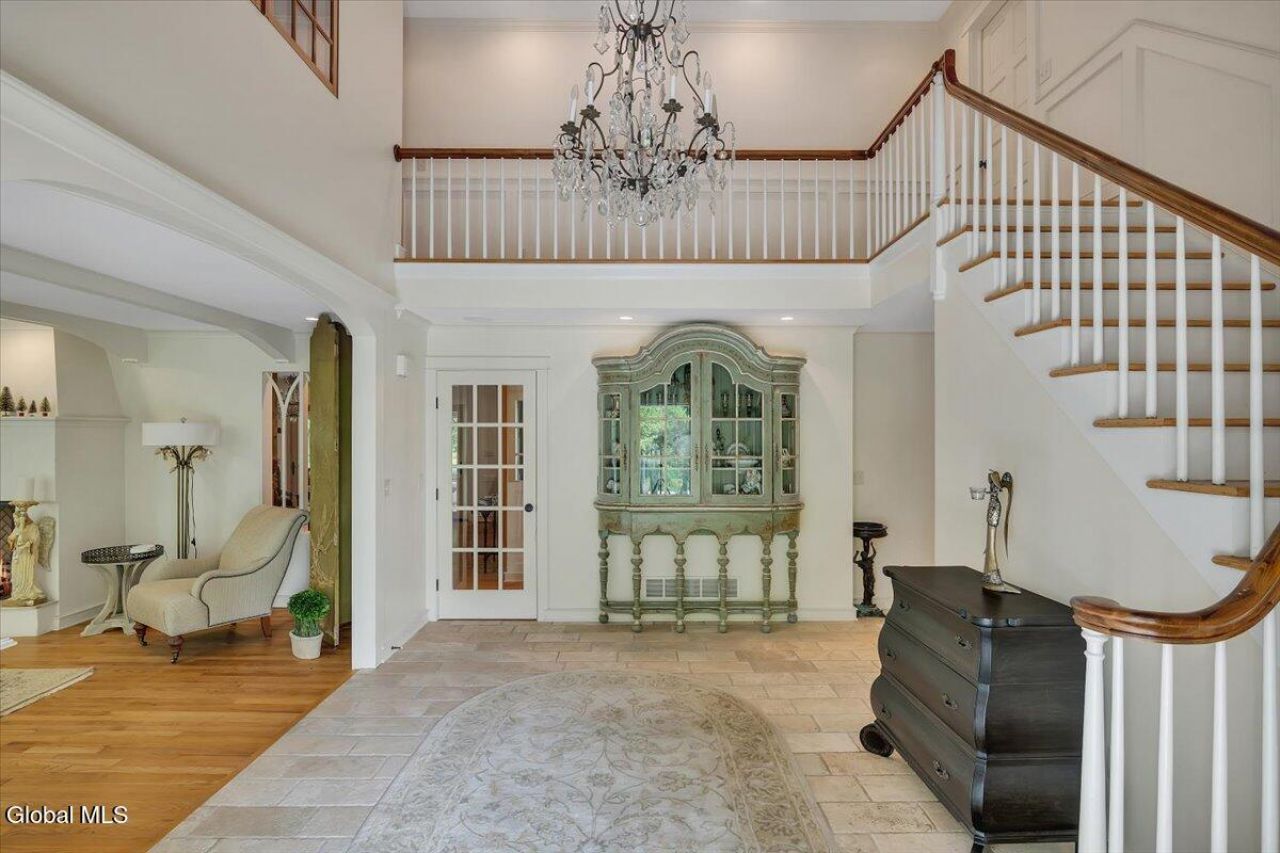 Queensbury, New York, 12804, United States, 4 Bedrooms Bedrooms, ,4 BathroomsBathrooms,Residential,For Sale,2003440