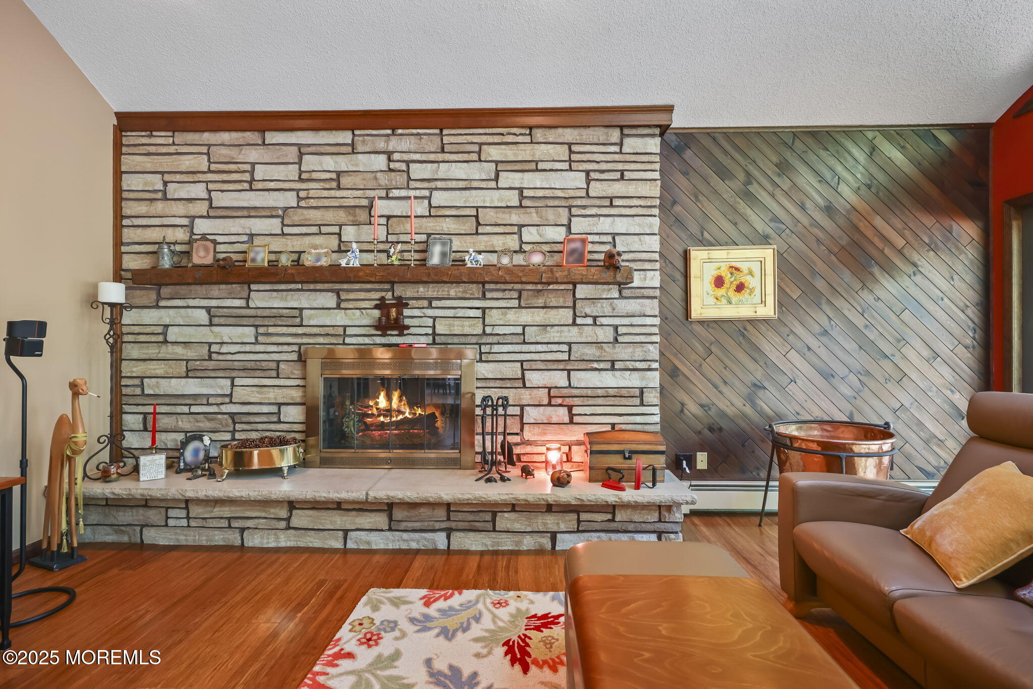Manalapan, New Jersey, 07726, United States, 3 Bedrooms Bedrooms, ,3 BathroomsBathrooms,Residential,For Sale,1940205