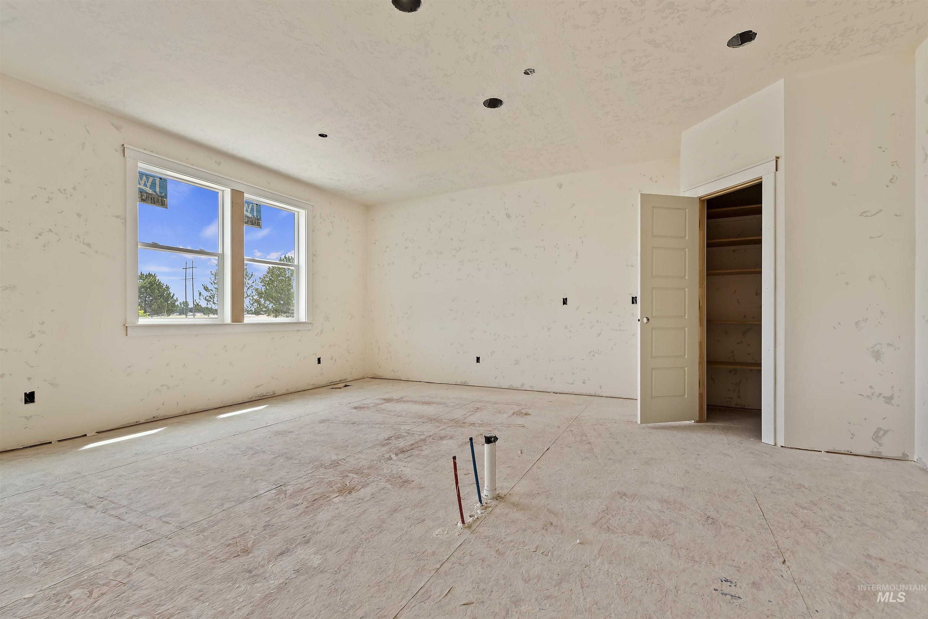 4012 Raintree Dr, Nampa, Idaho, 83686, United States, 5 Bedrooms Bedrooms, ,3 BathroomsBathrooms,Residential,For Sale,4012 Raintree Dr,1435374