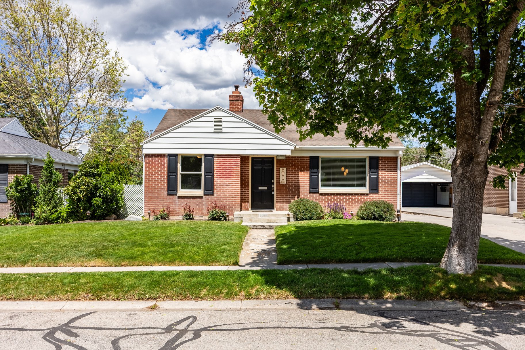  Storybook Charm in One of Salt Lake City’s Most Coveted Neighborhoods - 物件實景