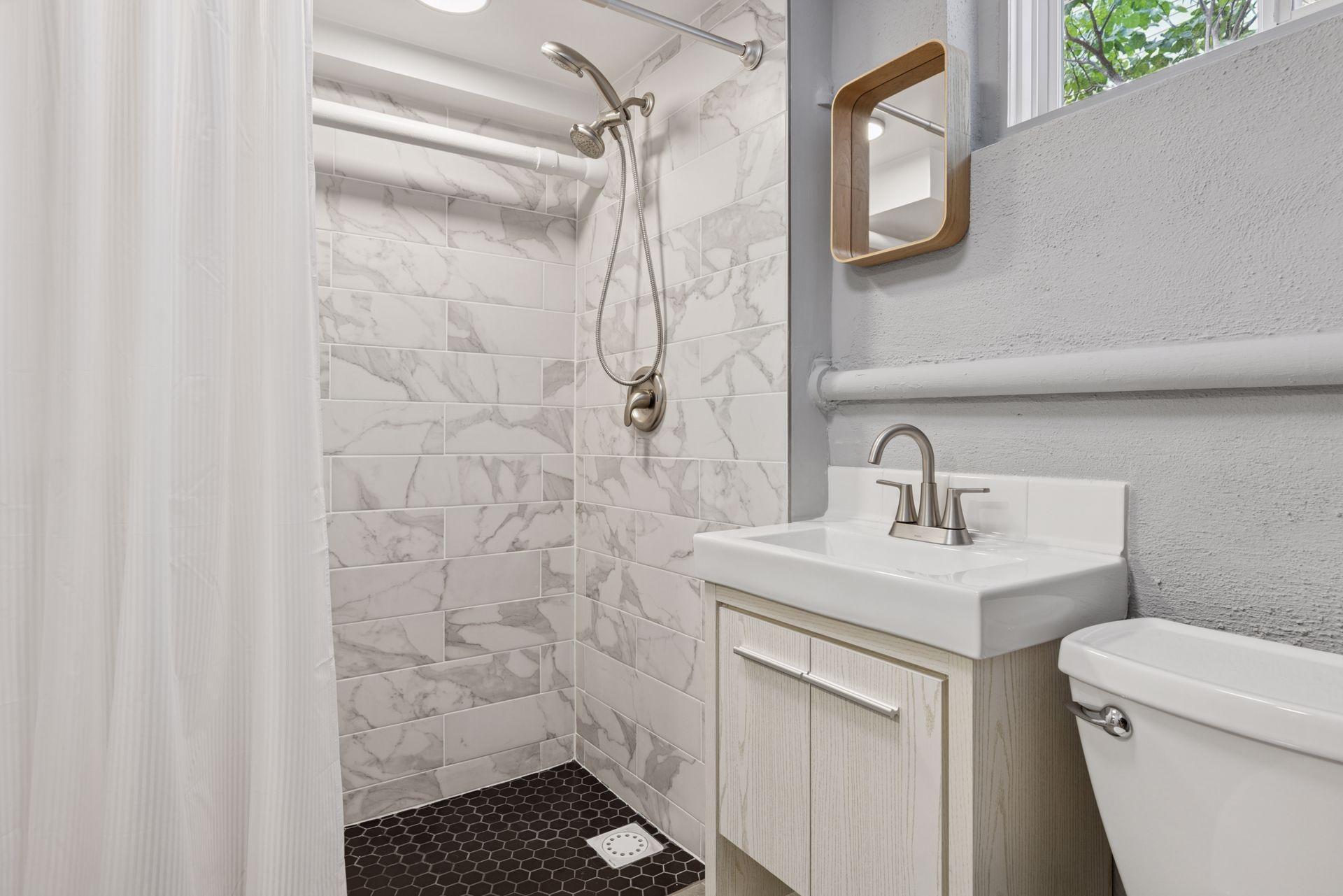 Minneapolis, Minnesota, 55408, United States, 4 Bedrooms Bedrooms, ,3 BathroomsBathrooms,Residential,For Sale,1938866