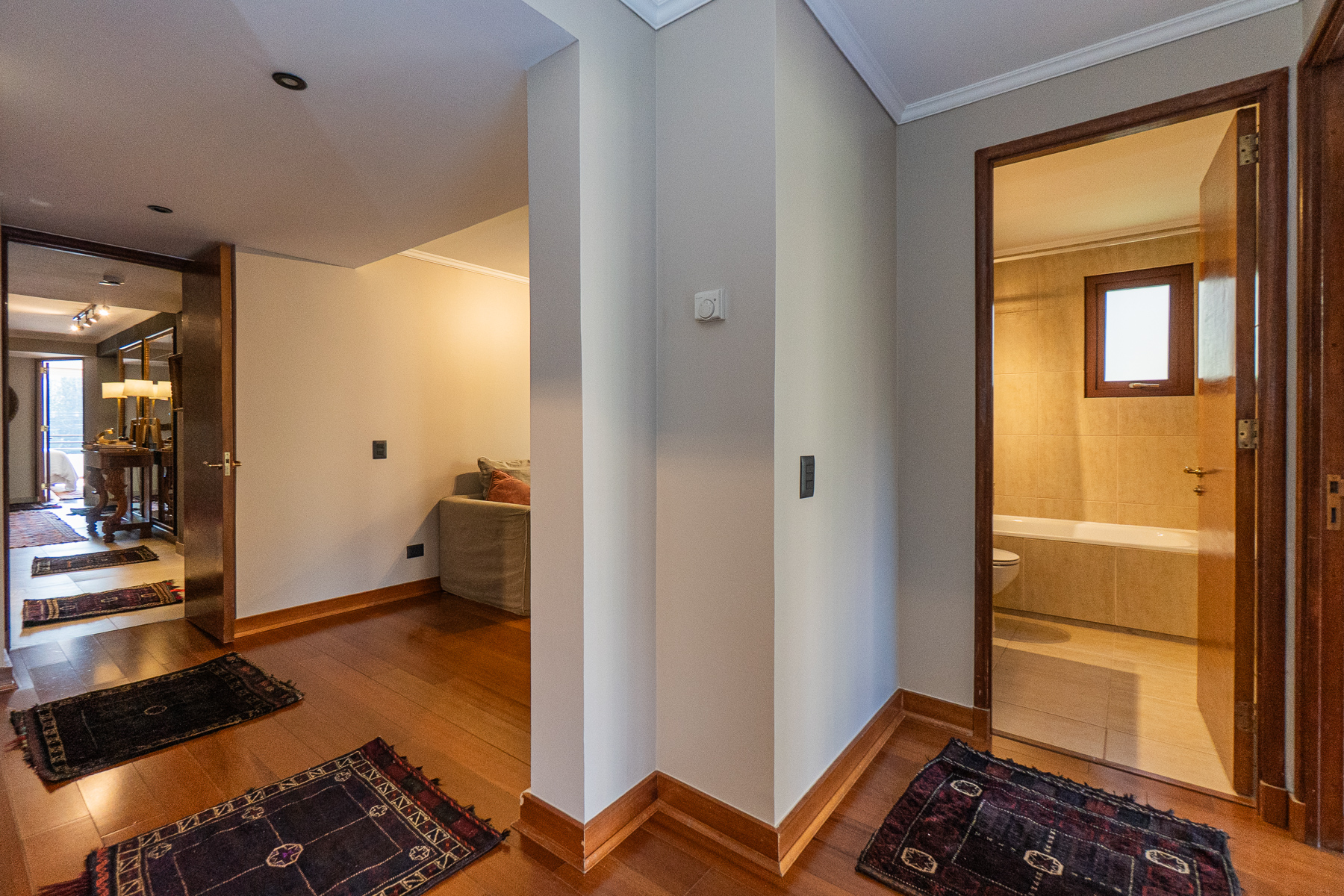  3-bedroom, 3-bathroom apartment in a prime location - 物件實景