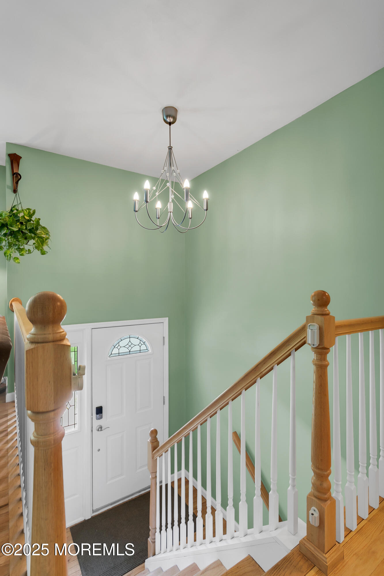 Atlantic Highlands, New Jersey, 07716, United States, 3 Bedrooms Bedrooms, ,2 BathroomsBathrooms,Residential,For Sale,1921380
