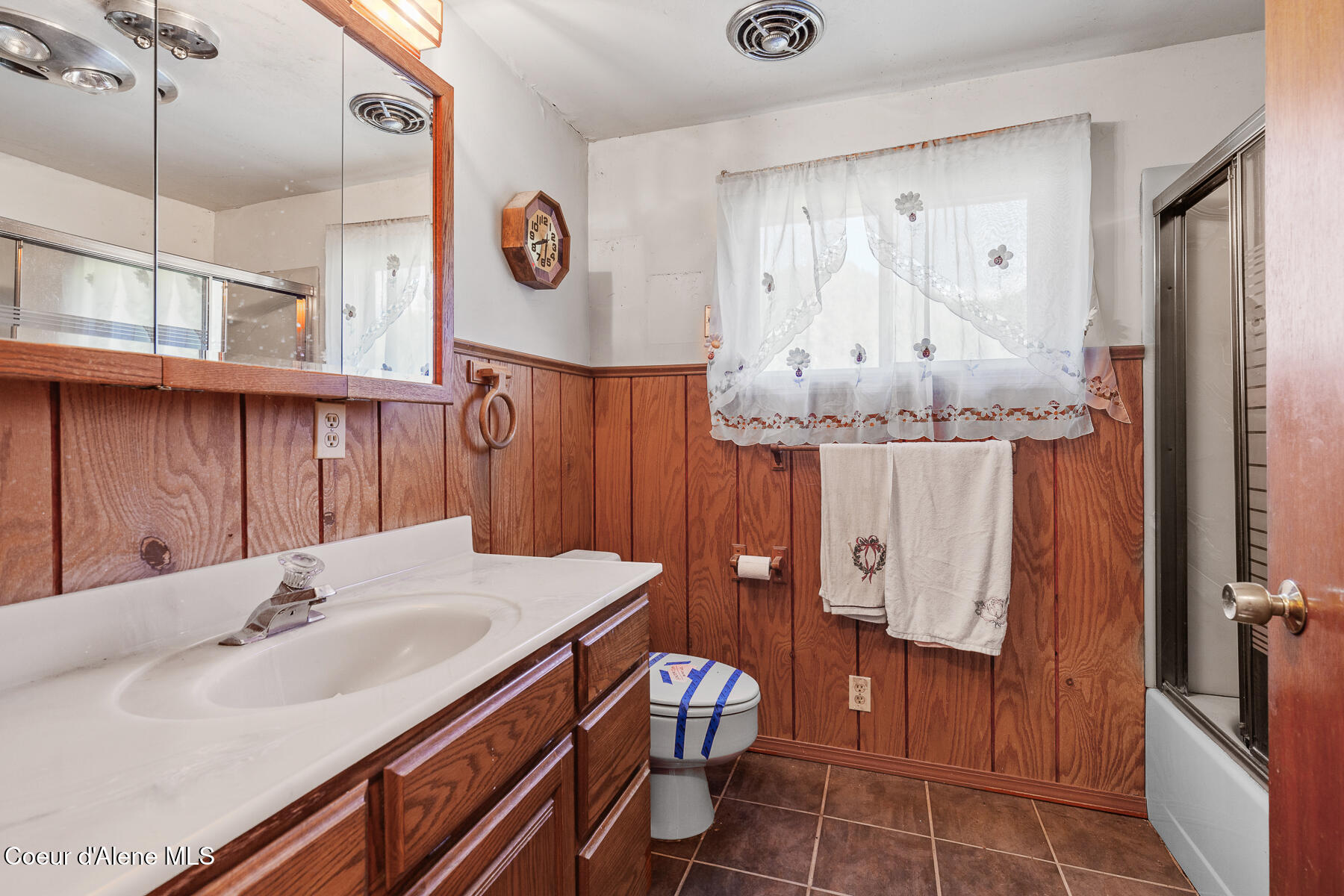 Rathdrum, Idaho, 83858, United States, 2 Bedrooms Bedrooms, ,1 BathroomBathrooms,Residential,For Sale,1981351