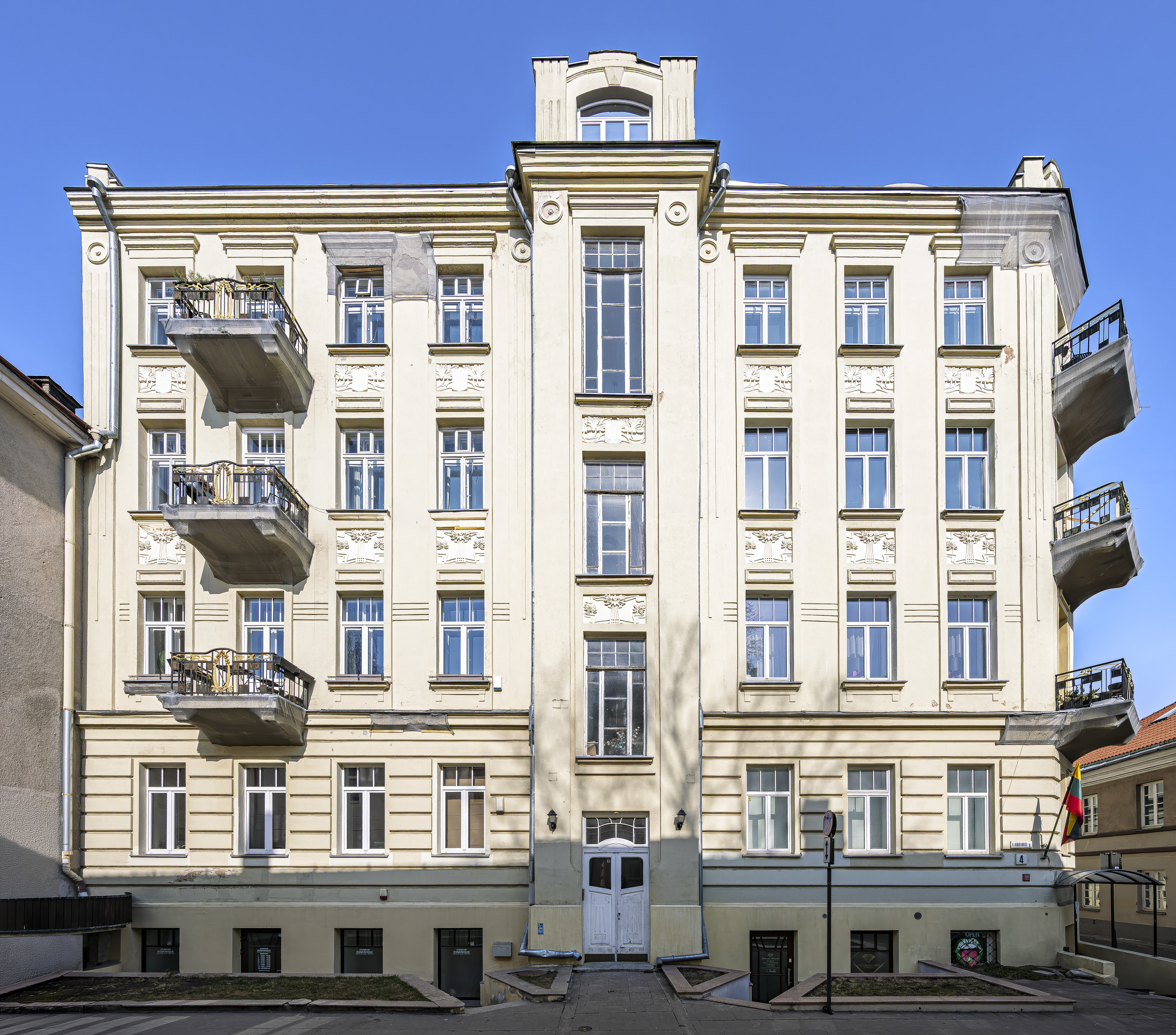  A residence of authentic heritage and contemporary elegance - 物件實景