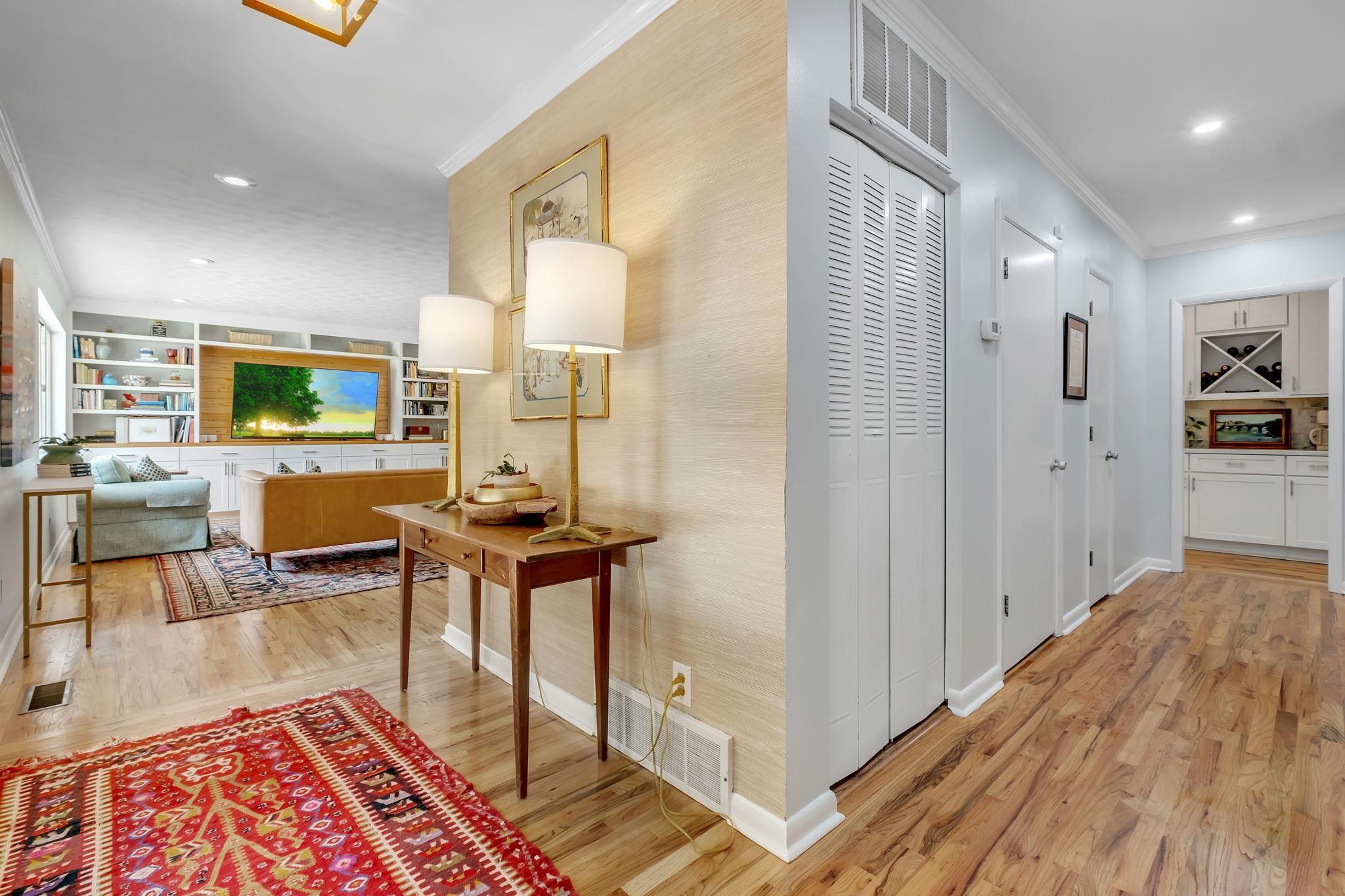 Tallahassee, Florida, 32308, United States, 4 Bedrooms Bedrooms, ,3 BathroomsBathrooms,Residential,For Sale,1965482