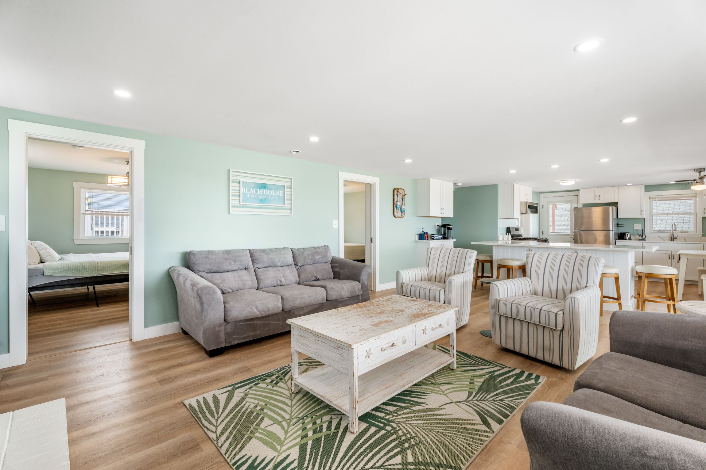  27 Concord Avenue, Hampton, NH, 03842 - 物件實景
