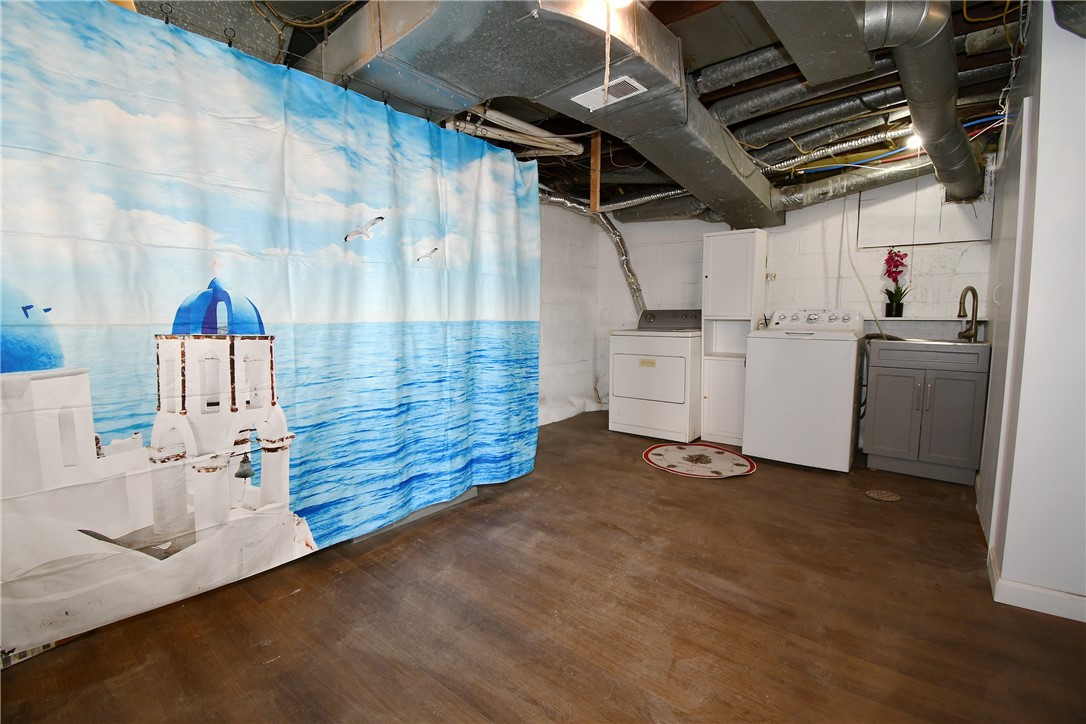 Squirrel Hill, Pennsylvania, 15217, United States, 4 Bedrooms Bedrooms, ,4 BathroomsBathrooms,Residential,For Sale,1999075