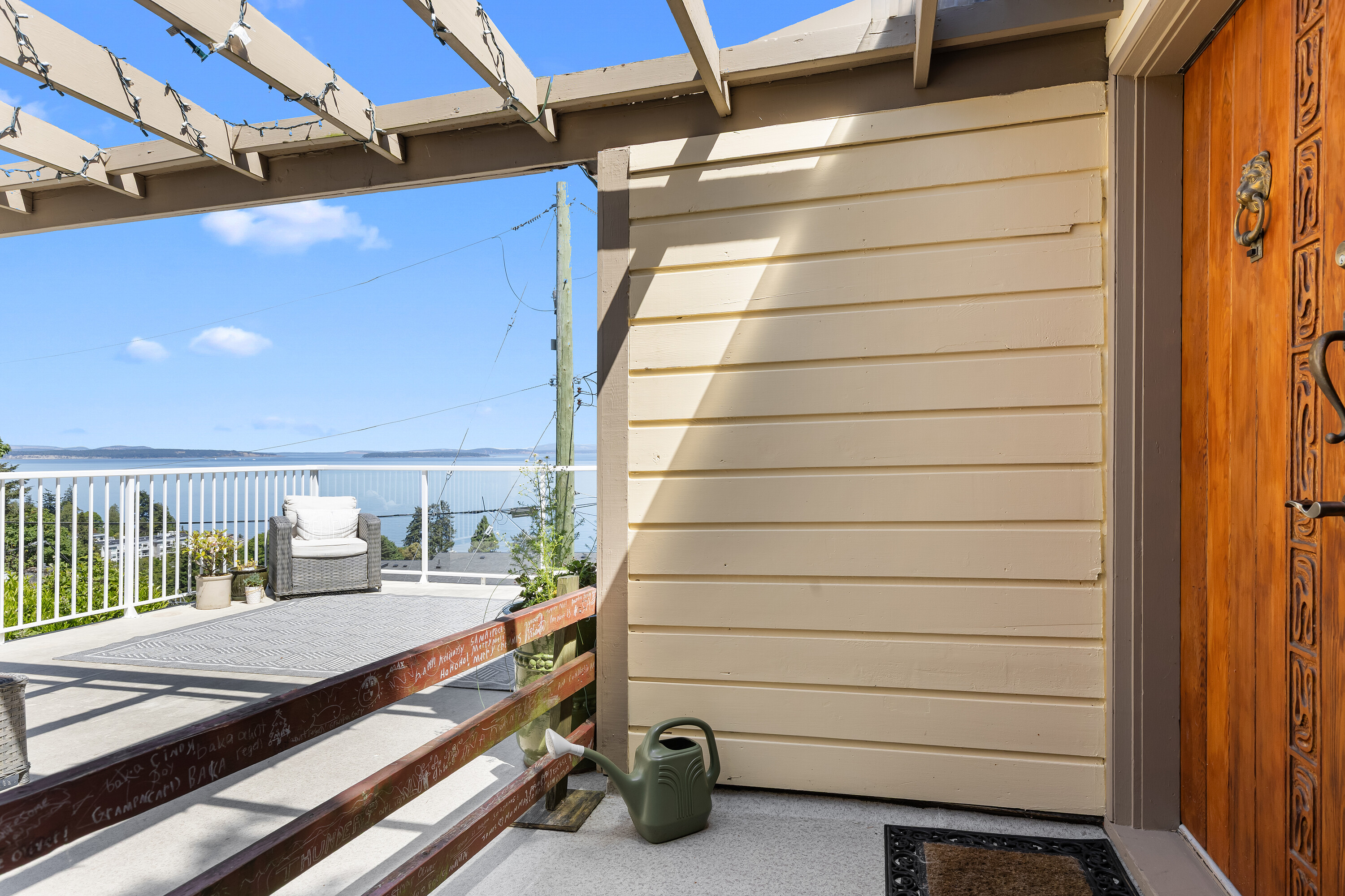 Chic Cordova Bay Home - 物件實景