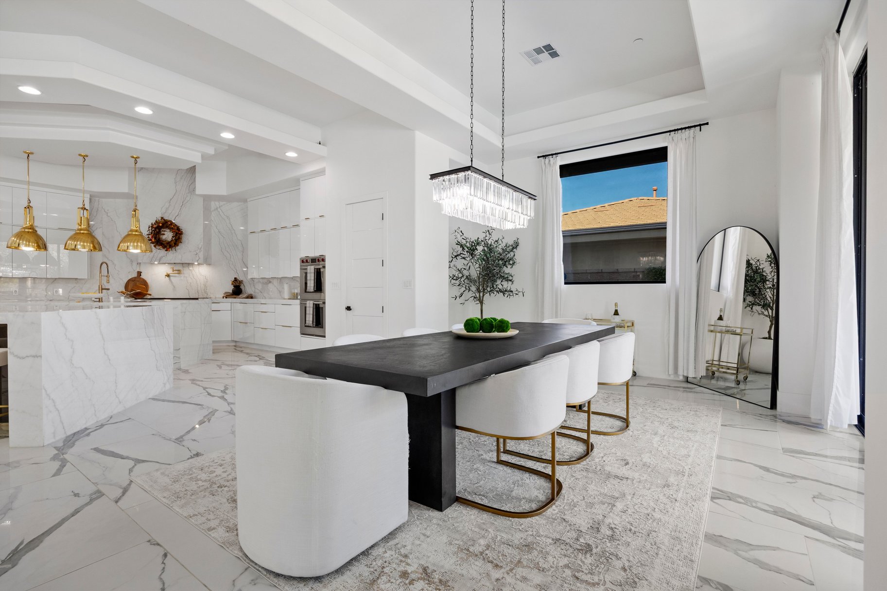  Elevated Custom Living in MacDonald Highlands with Views - 物件實景