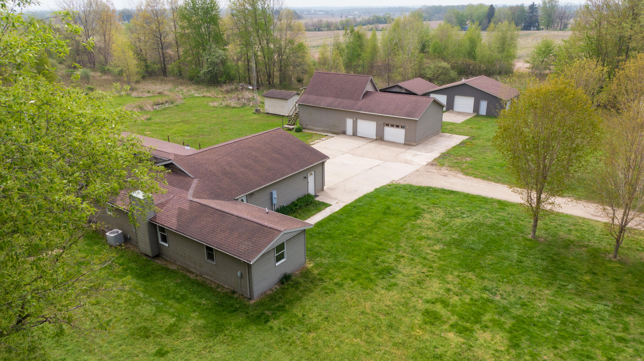 Three Oaks, Michigan, 49128, United States, 3 Bedrooms Bedrooms, ,2 BathroomsBathrooms,Residential,For Sale,1806121