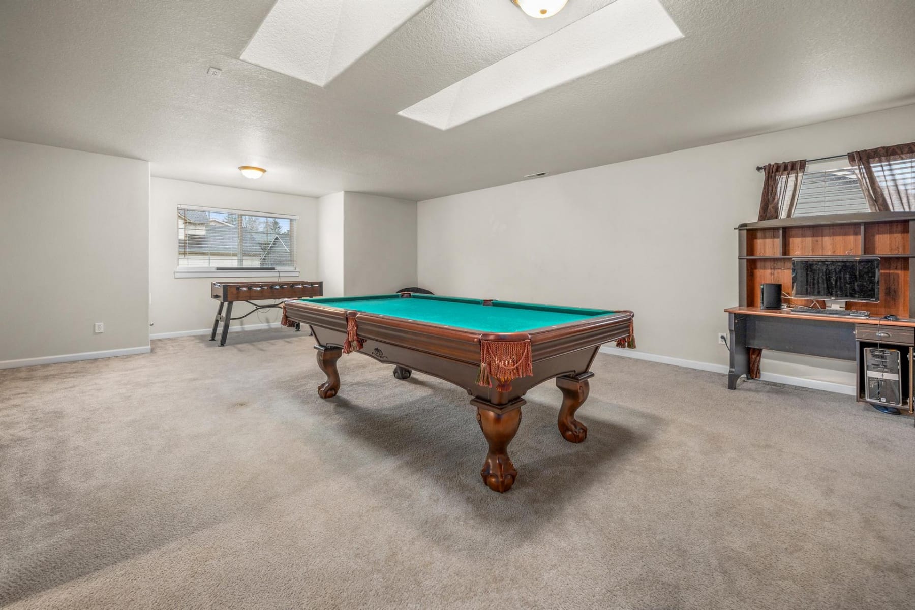  2037 SE CENTURION WAY Gresham, OR 97080 - 物件實景