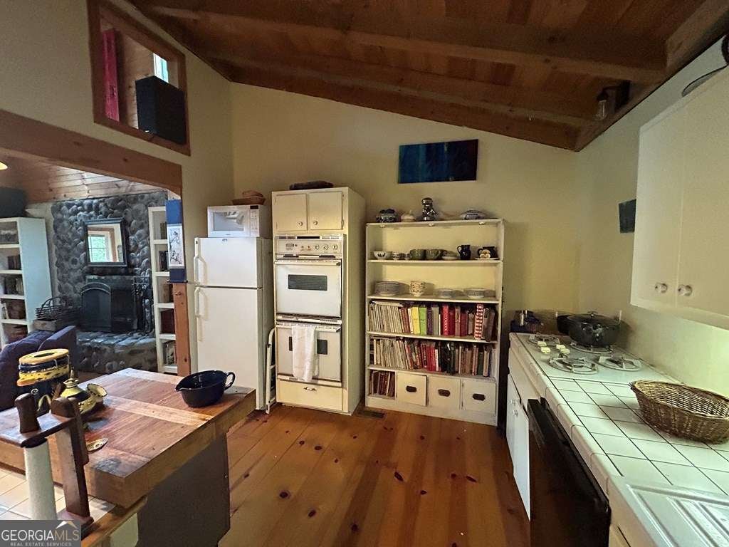 Blue Ridge, Georgia, 30513, United States, 3 Bedrooms Bedrooms, ,Residential,For Sale,1959496