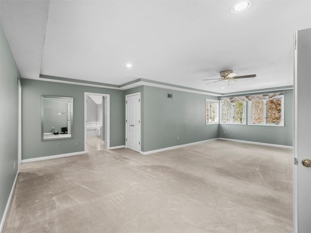 Marshall, Pennsylvania, 15090, United States, 4 Bedrooms Bedrooms, ,5 BathroomsBathrooms,Residential,For Sale,1989478