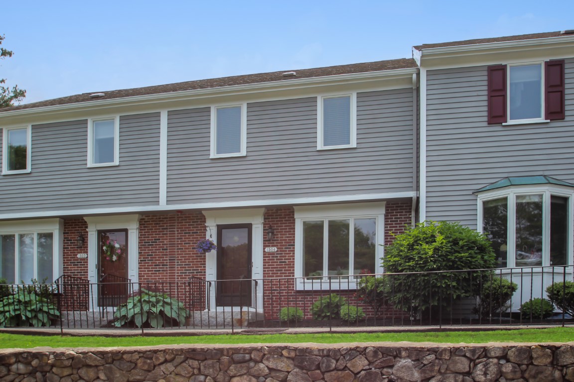 Peabody, Massachusetts, 01960, United States, 3 Bedrooms Bedrooms, ,3 BathroomsBathrooms,Residential,For Sale,1908013