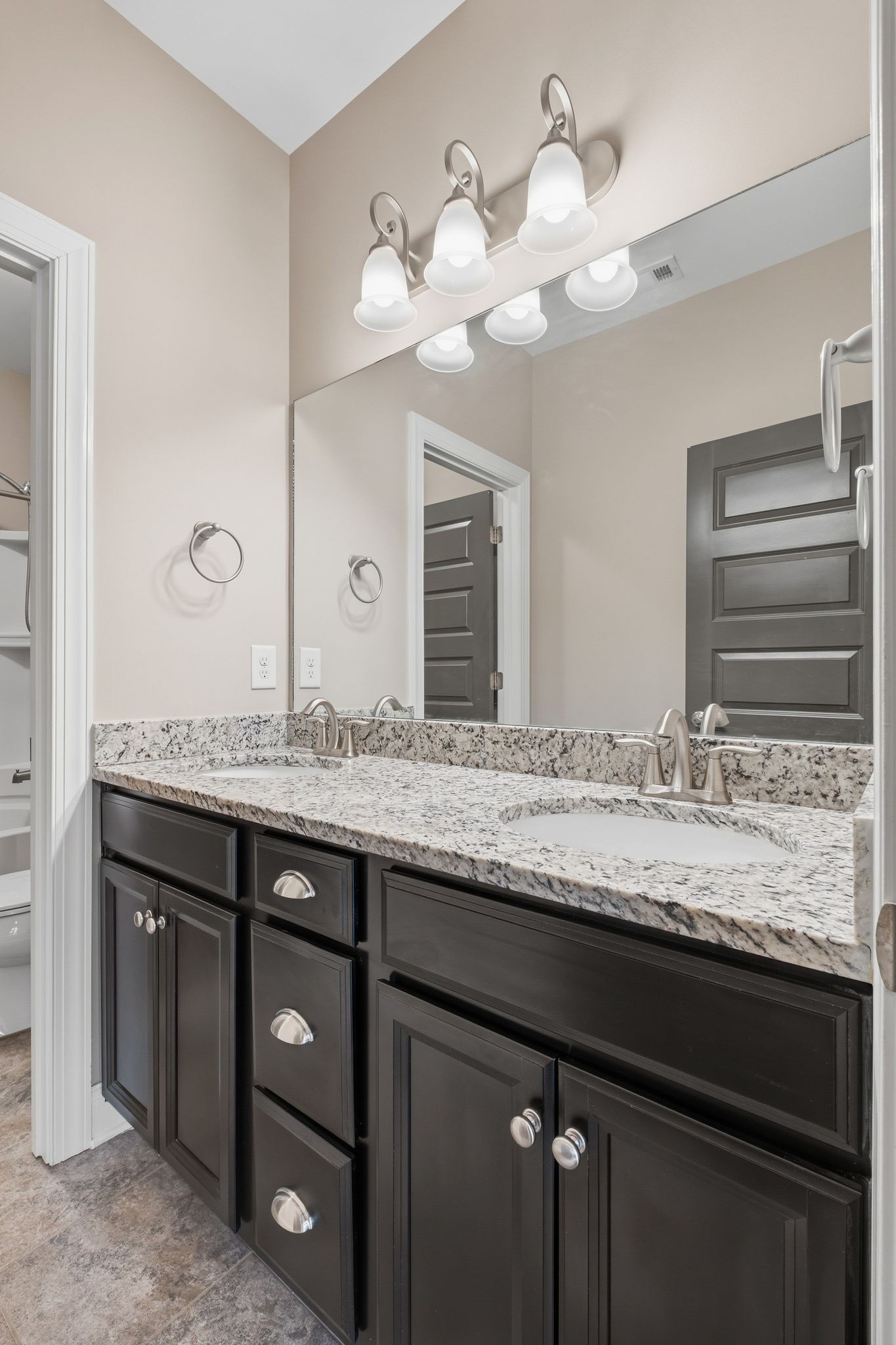  1041 Montrose Dr, Gallatin, TN, 37066 - 物件實景