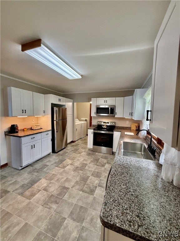 Auburn, New York, 13021, United States, 3 Bedrooms Bedrooms, ,3 BathroomsBathrooms,Residential,For Sale,1928458