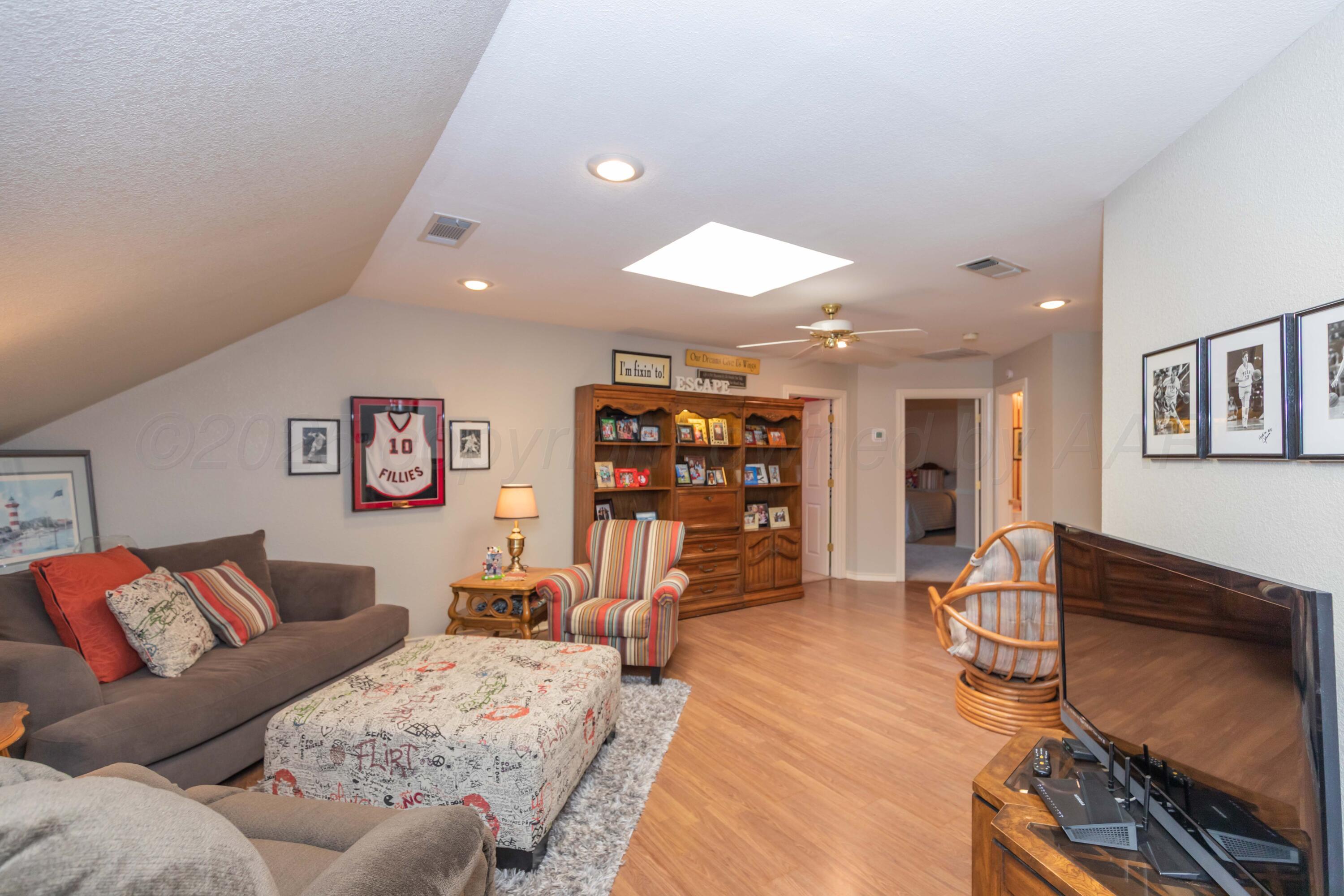 Amarillo, Texas, 79121, United States, 4 Bedrooms Bedrooms, ,3 BathroomsBathrooms,Residential,For Sale,1827163