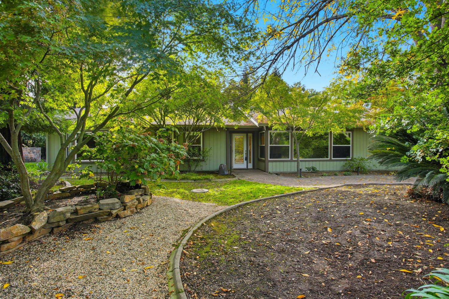 Roseville, California, 95747, United States, 4 Bedrooms Bedrooms, ,4 BathroomsBathrooms,Residential,For Sale,1988108