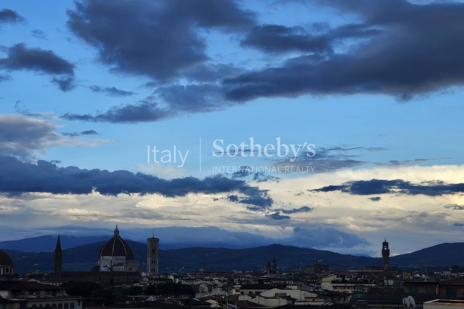  Penthouse with a breathtaking terrace overlooking Florence - 物件實景