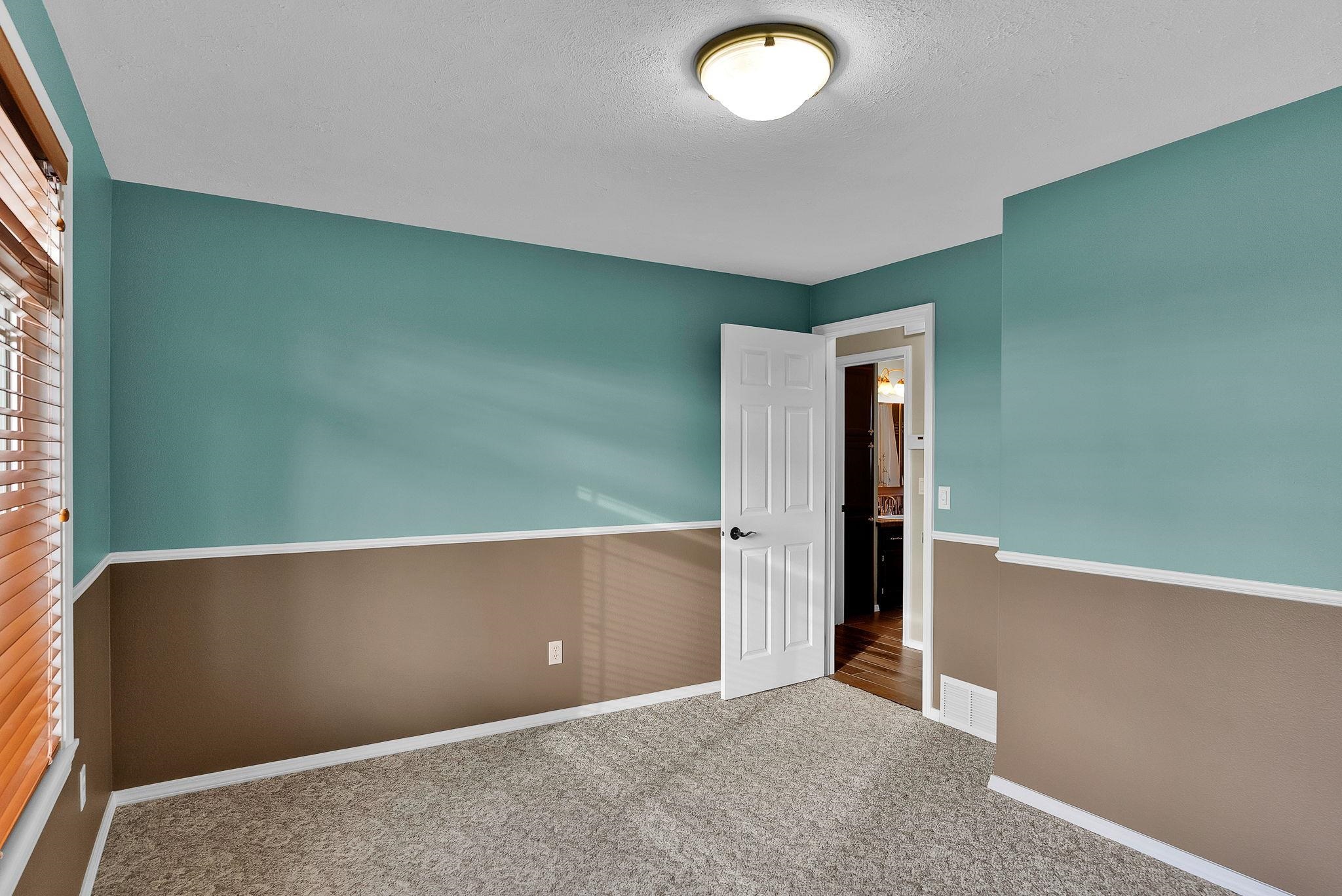 Spokane, Washington, 99216, United States, 4 Bedrooms Bedrooms, ,2 BathroomsBathrooms,Residential,For Sale,2005224