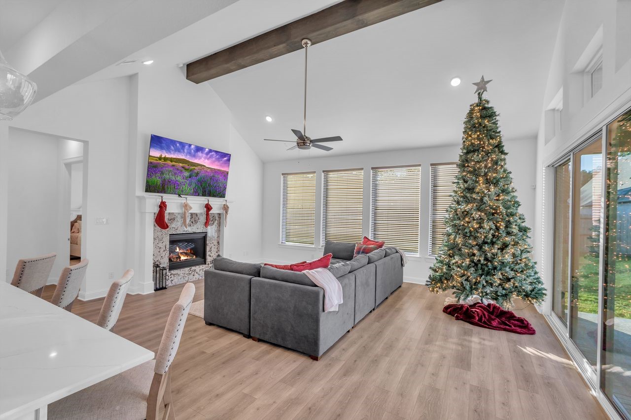 Porter, Texas, 77365, United States, 4 Bedrooms Bedrooms, ,5 BathroomsBathrooms,Residential,For Sale,1992843