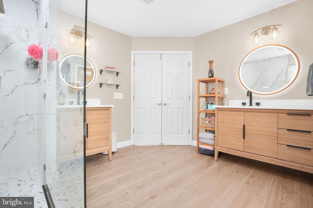 Stafford, Virginia, 22554, United States, 4 Bedrooms Bedrooms, ,4 BathroomsBathrooms,Residential,For Sale,2013992