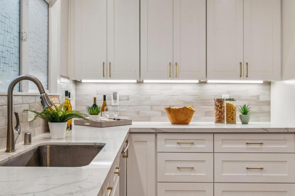 San Francisco, California, 94132, United States, 4 Bedrooms Bedrooms, ,3 BathroomsBathrooms,Residential,For Sale,2005595