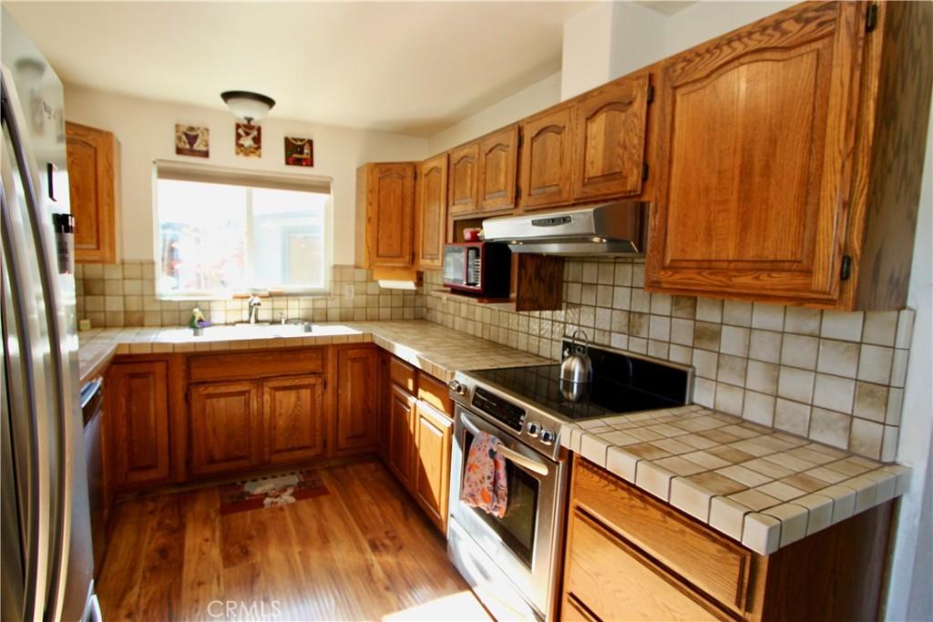 Potter Valley, California, 95469, United States, 2 Bedrooms Bedrooms, ,2 BathroomsBathrooms,Residential,For Sale,1979676