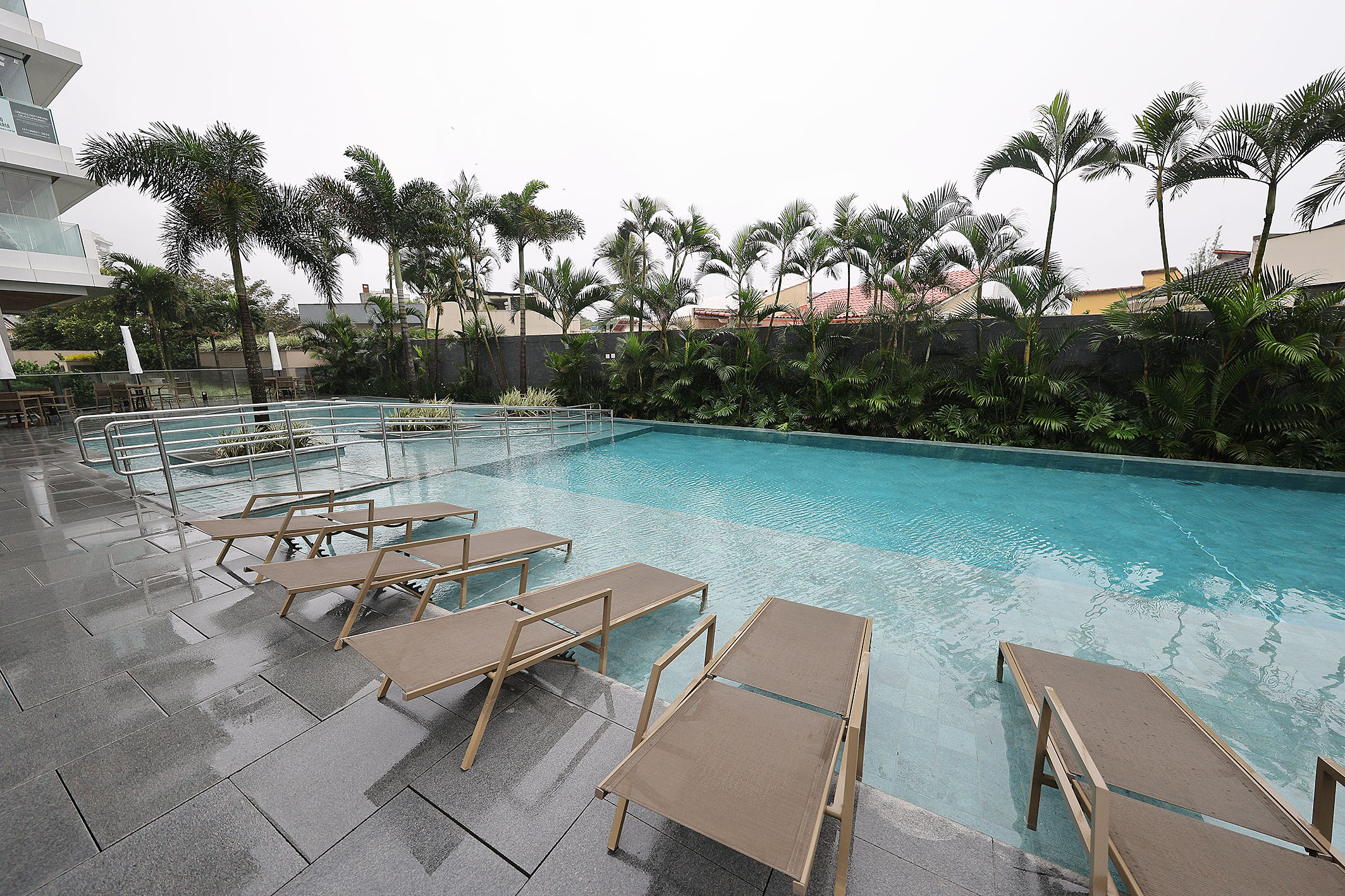  Elegant four-suite residence in a full-service residential condominium - 物件實景