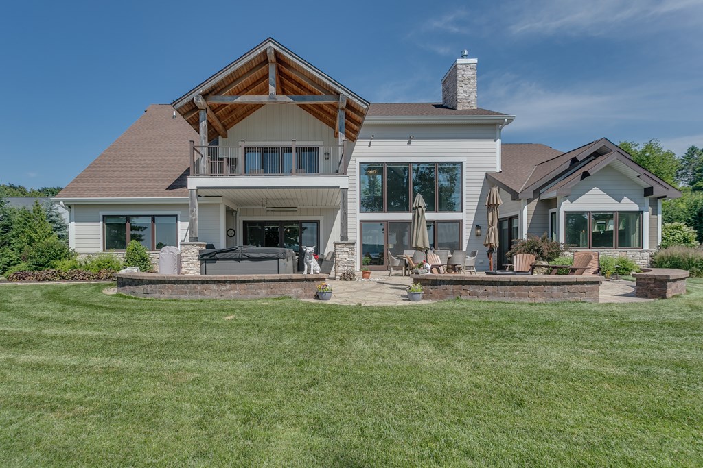 Sturgeon Bay, Wisconsin, 54235, United States, 3 Bedrooms Bedrooms, ,5 BathroomsBathrooms,Residential,For Sale,1941719