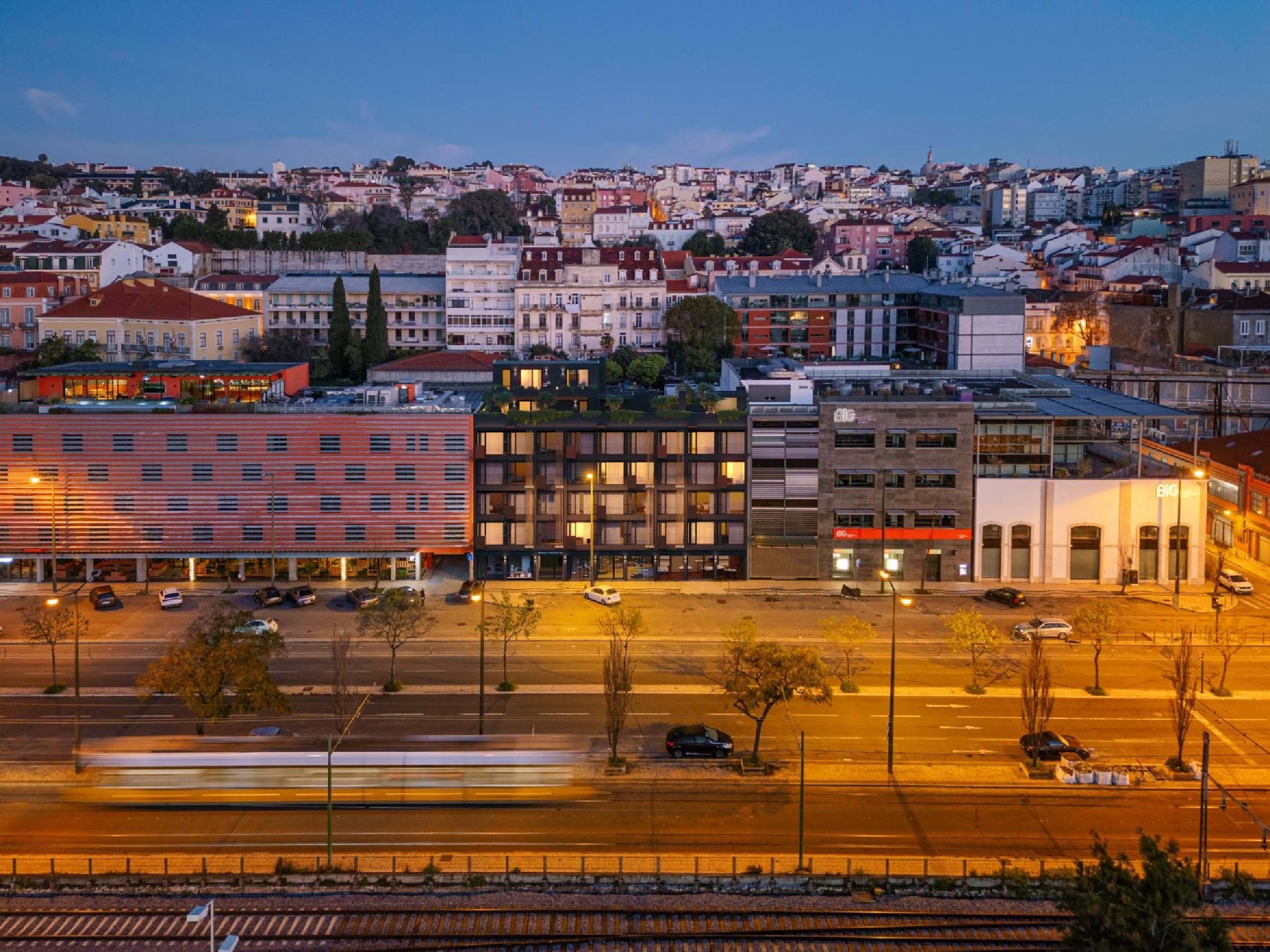 Lisboa, Lisbon, 1200-109, PT, 2 Bedrooms Bedrooms, ,3 BathroomsBathrooms,Residential,For Sale,1838938
