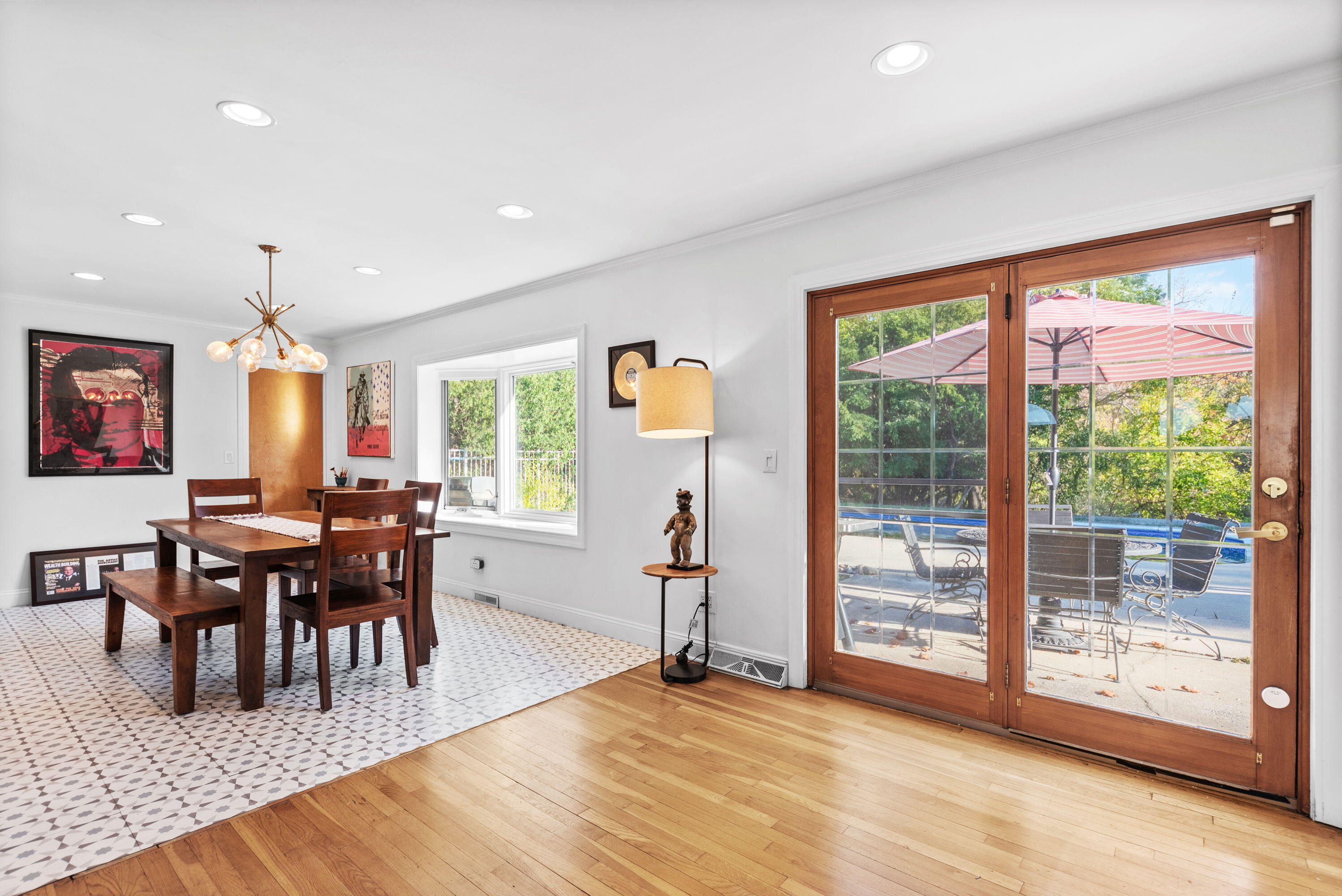 New Buffalo, Michigan, 49117, United States, 3 Bedrooms Bedrooms, ,4 BathroomsBathrooms,Residential,For Sale,1989318