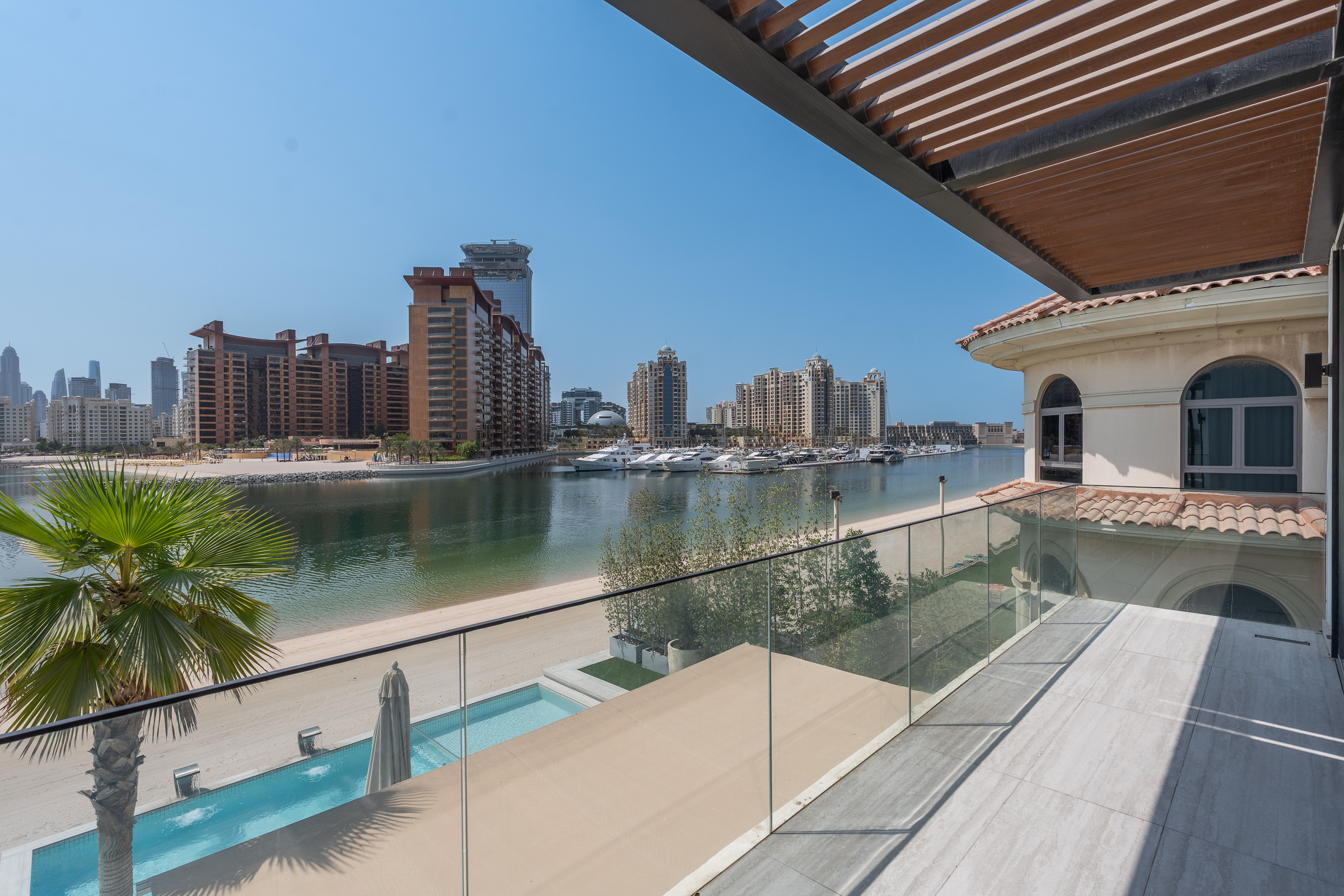  Expertly Upgraded Signature Villa on Palm Jumeirah - 物件實景