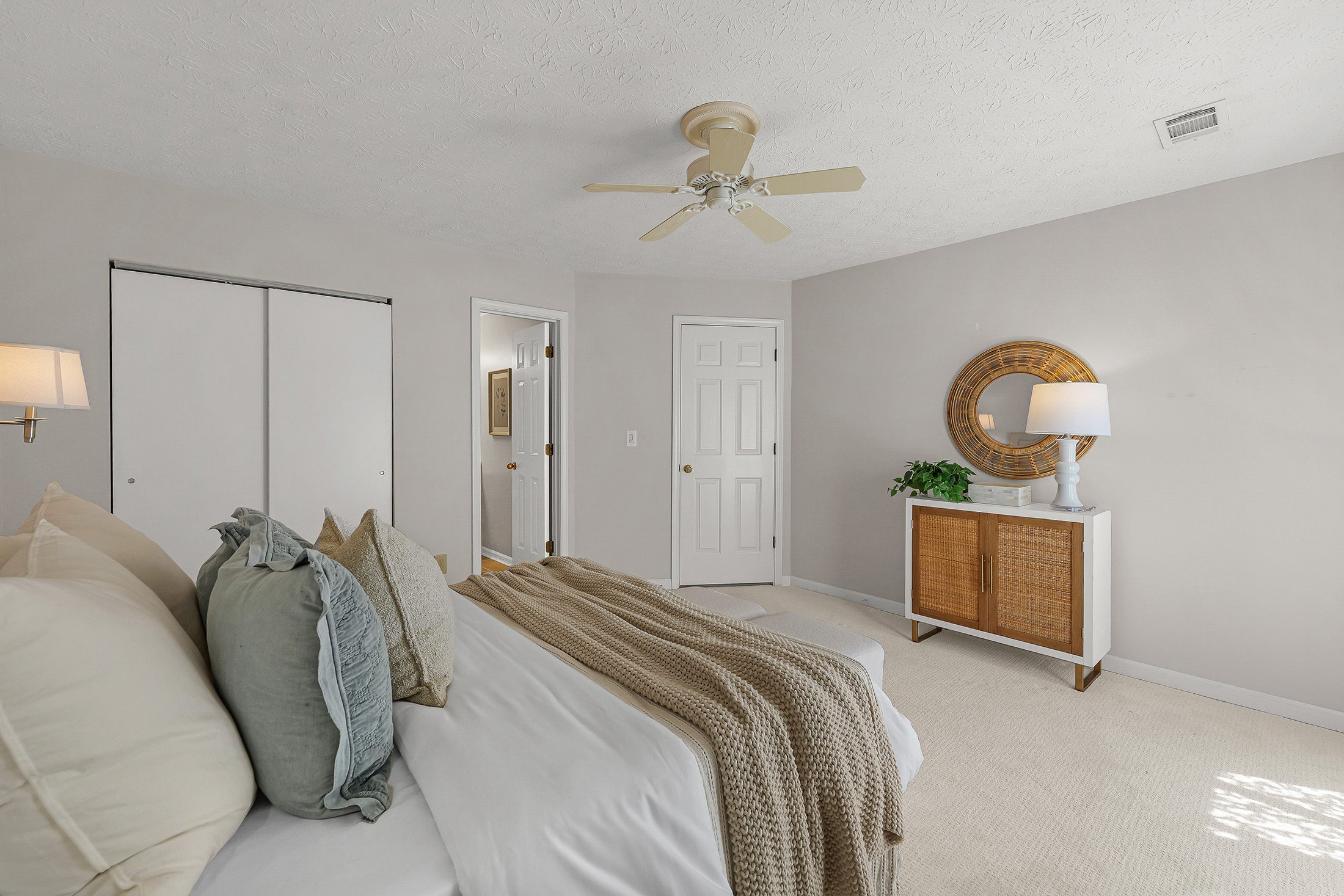  Effortless Living in Charming Alpharetta Home - 物件實景