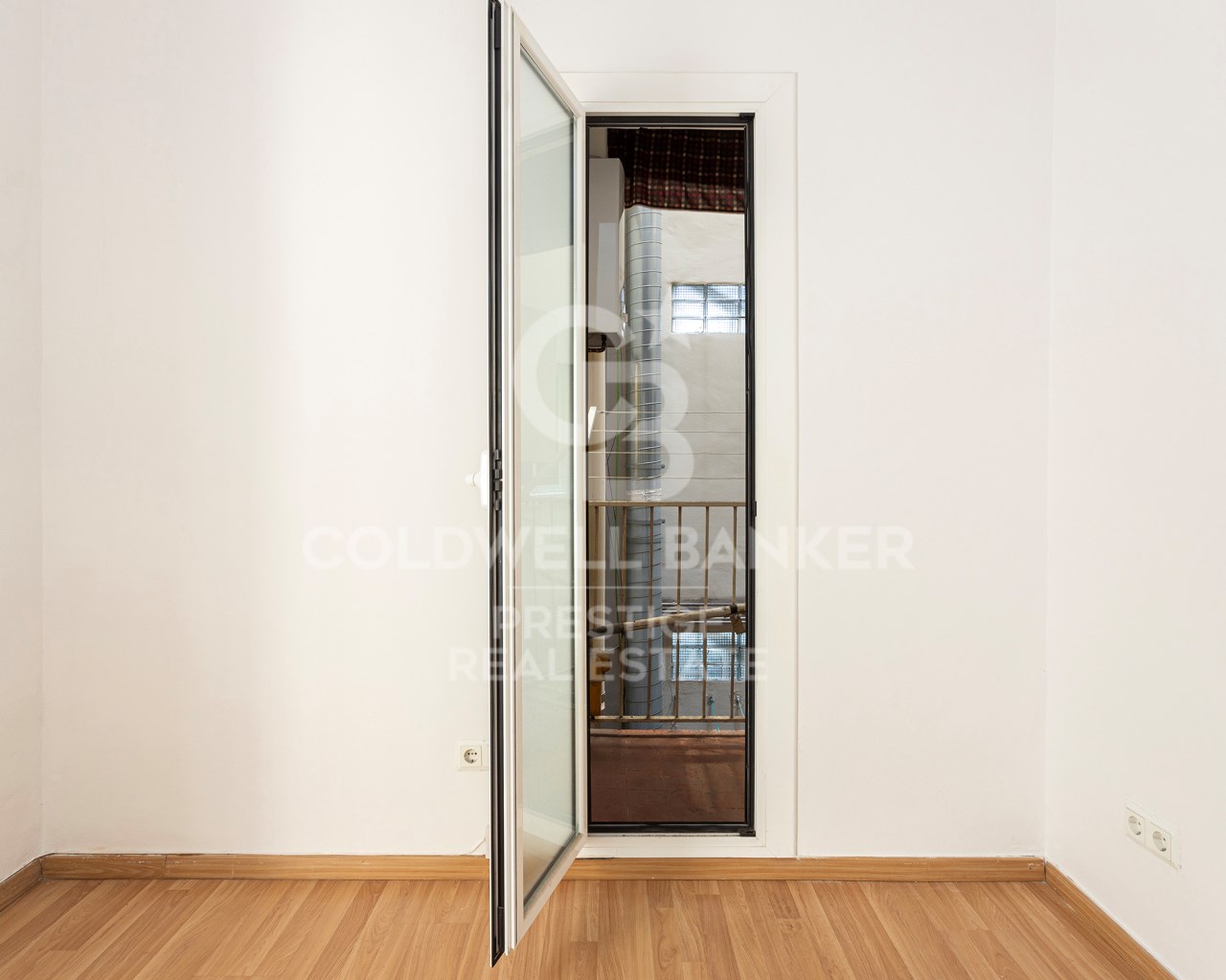 Barcelona, Catalonia, ES, 2 Bedrooms Bedrooms, ,1 BathroomBathrooms,Residential,For Sale,1728617
